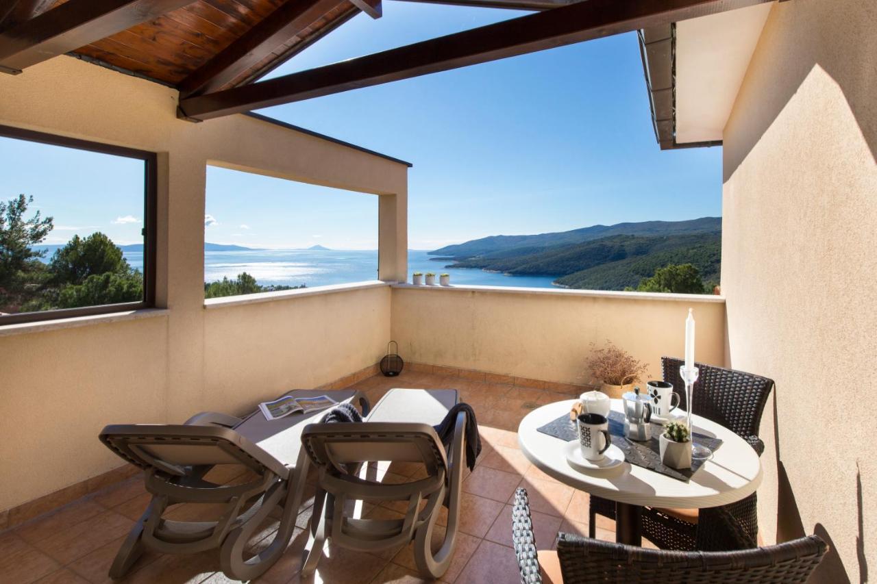 Apartments Agava Romantic Рабац Екстер'єр фото